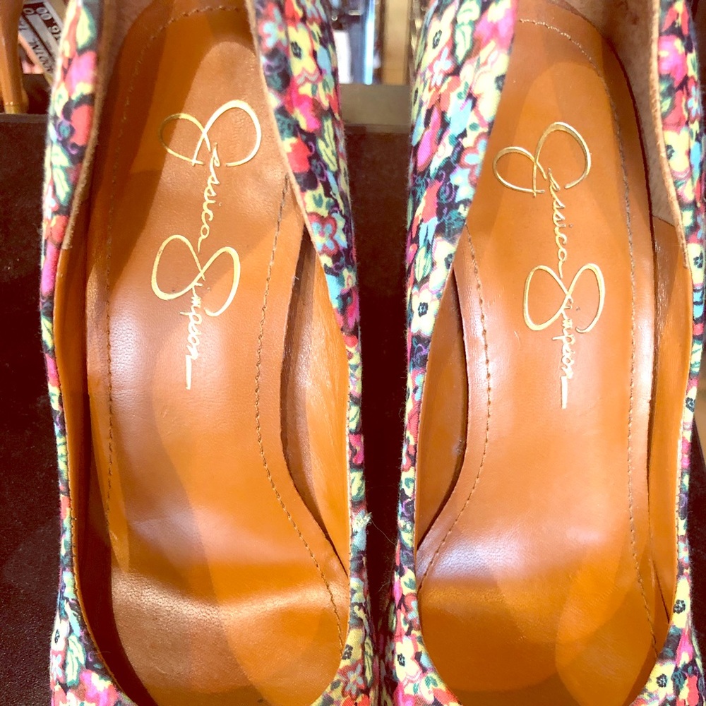 Jessica Simpson Heels 👠